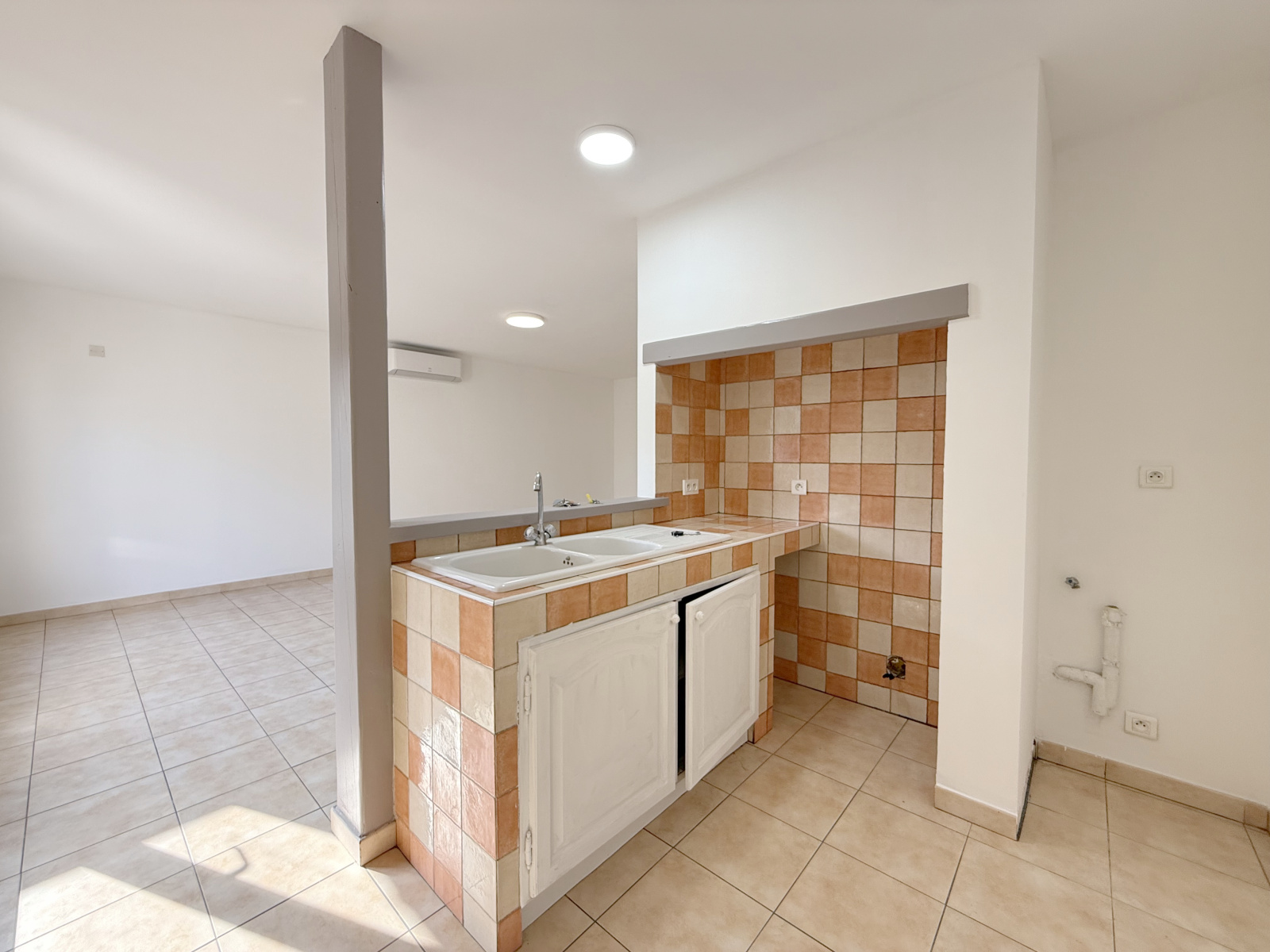 Image_, Appartement, Bédarrides, ref :896