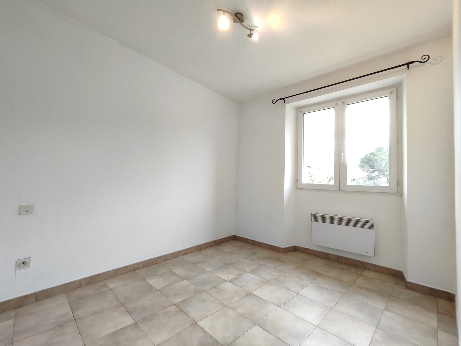 Image_, Appartement, Bédarrides, ref :MIL1