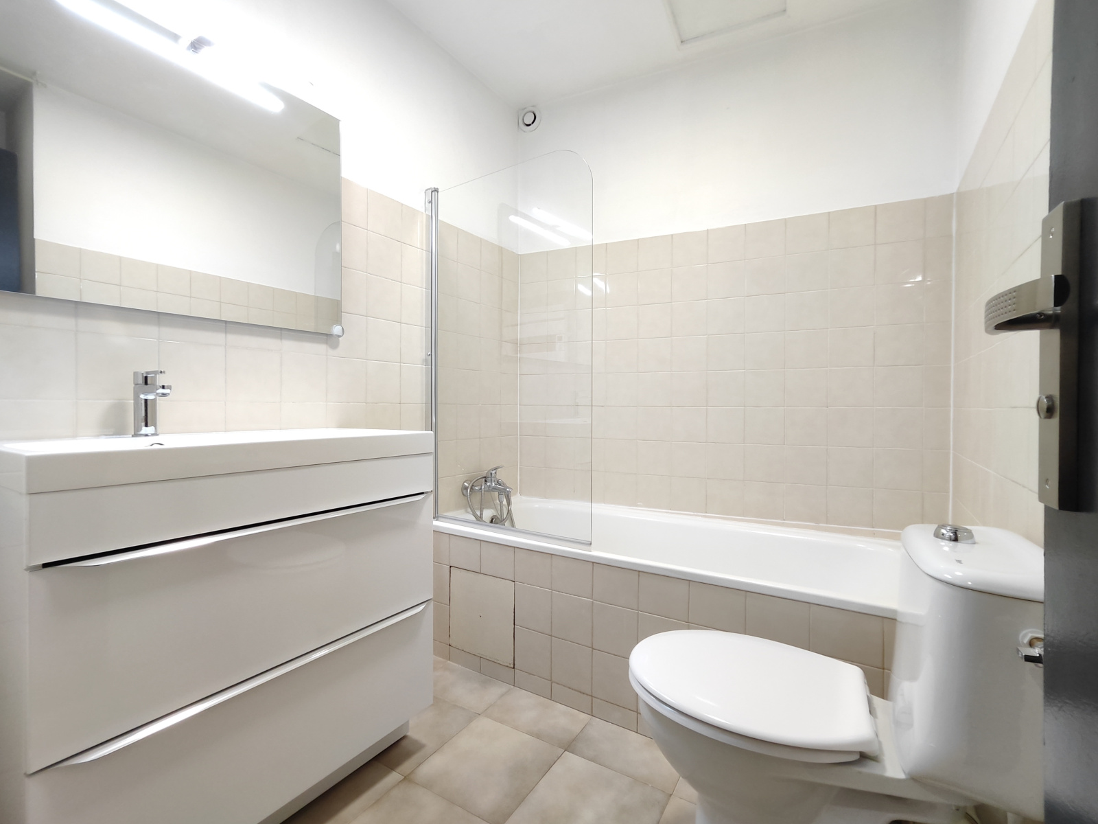 Image_, Appartement, Bédarrides, ref :MIL1