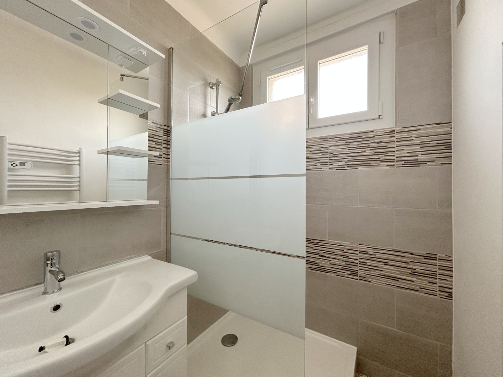 Image_, Appartement, Sorgues, ref :riea 02