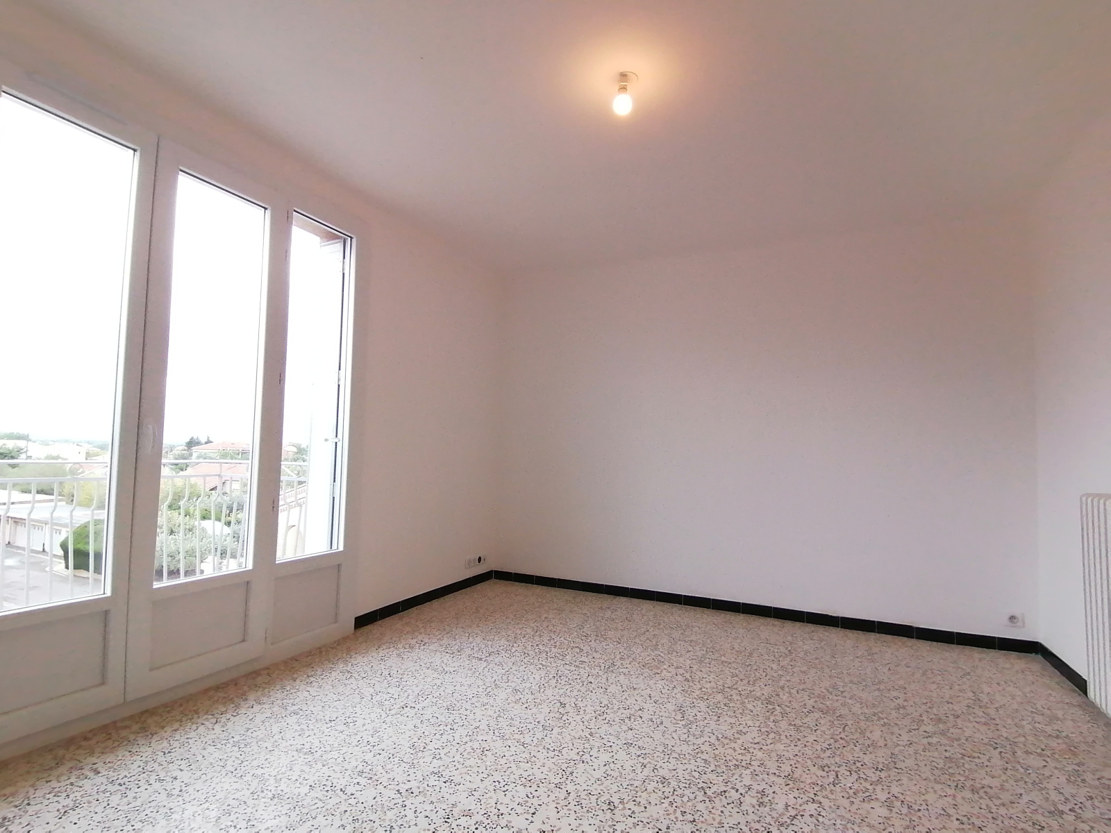 Image_, Appartement, Sorgues, ref :riea 02