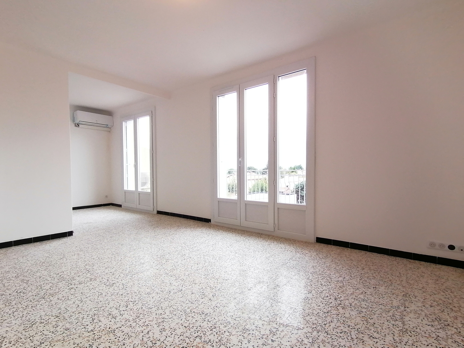 Image_, Appartement, Sorgues, ref :riea 02