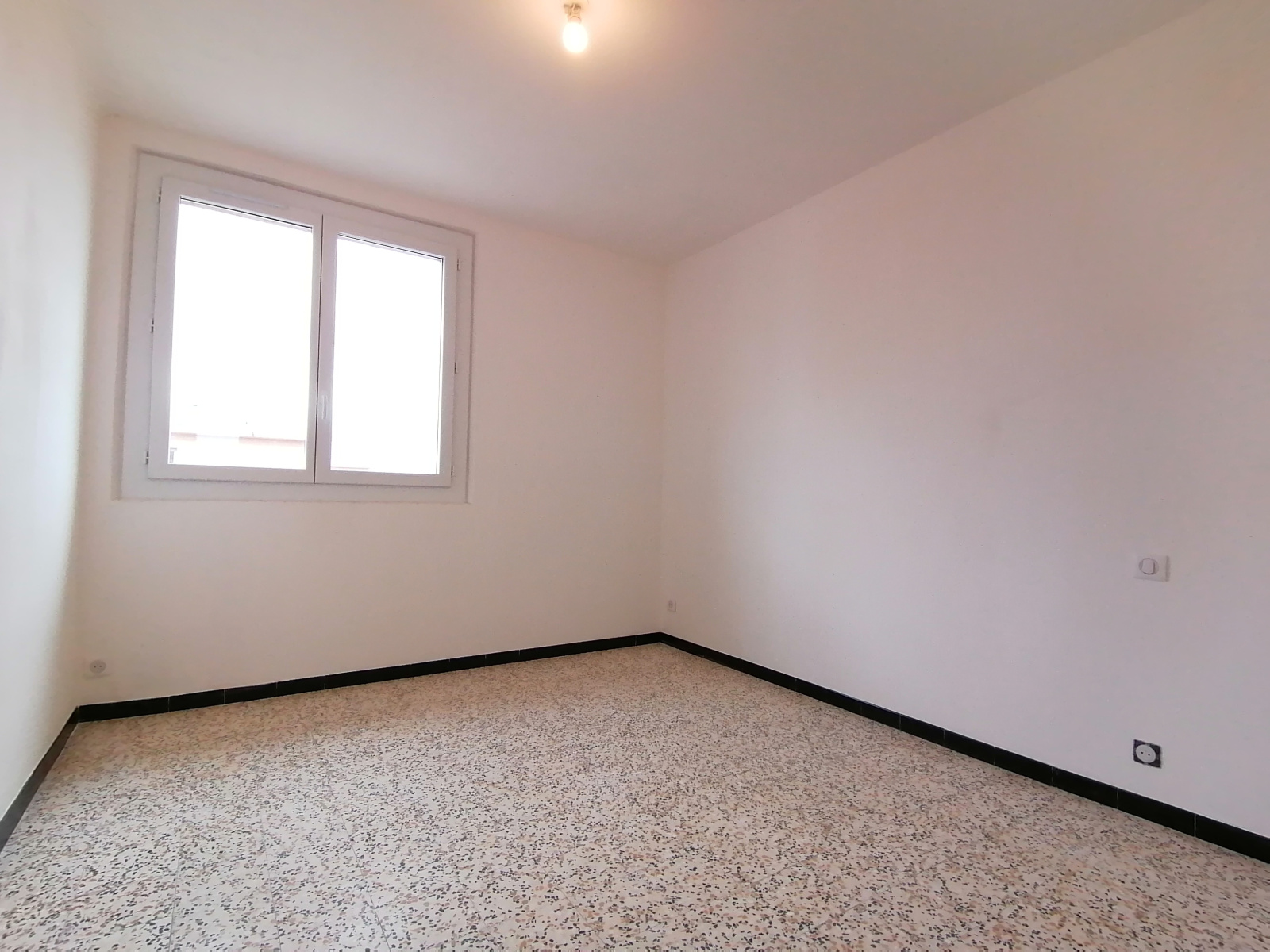 Image_, Appartement, Sorgues, ref :riea 02