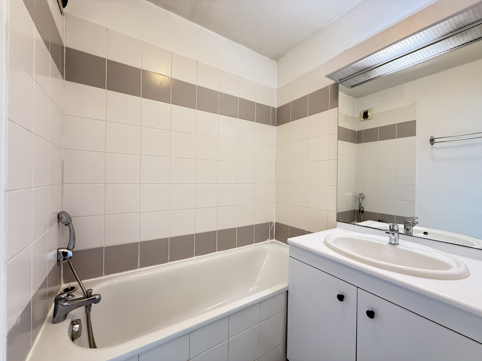 Image_, Appartement, Sorgues, ref :micb 01