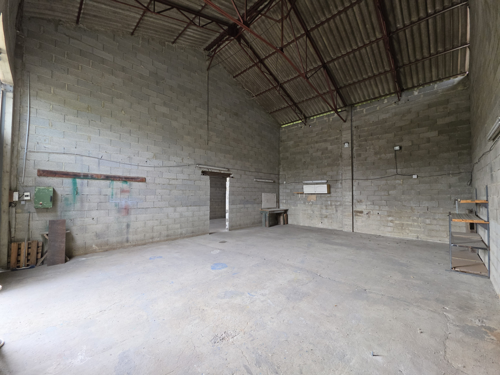 Image_, Entrep&ocirc;t, Bédarrides, ref :bonp 02