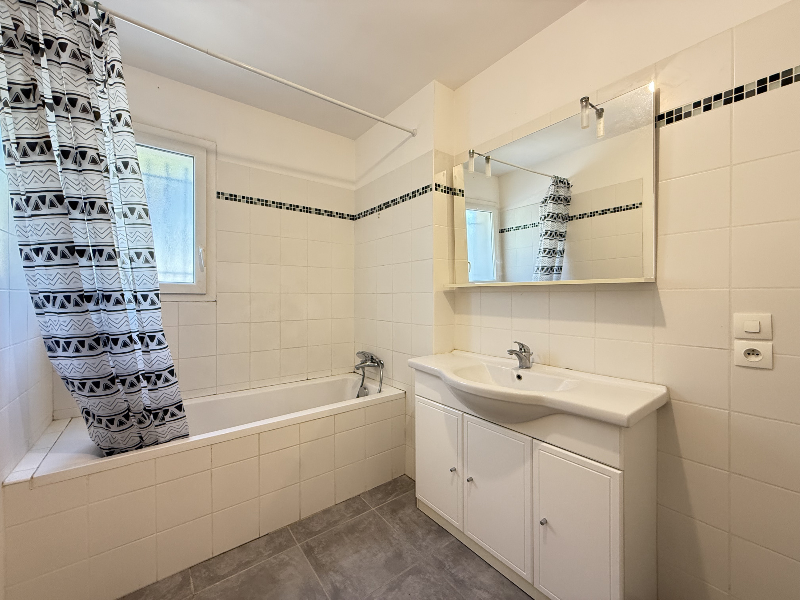 Image_, Maison, Sarrians, ref :WHR185