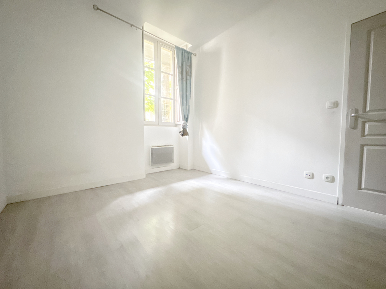 Image_, Appartement, Roquemaure, ref :MES 