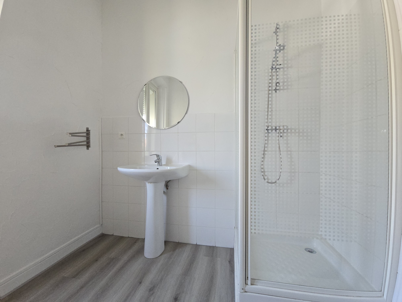Image_, Triplex, Sorgues, ref :LFRLS3PLX