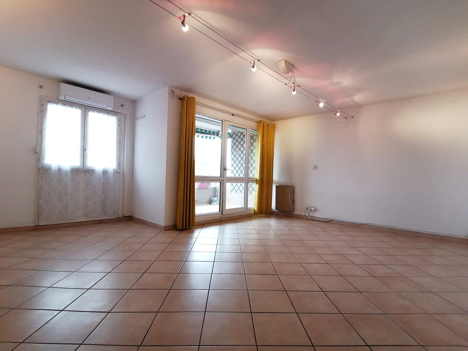 Image_, Appartement, Sorgues, ref :gonm 01