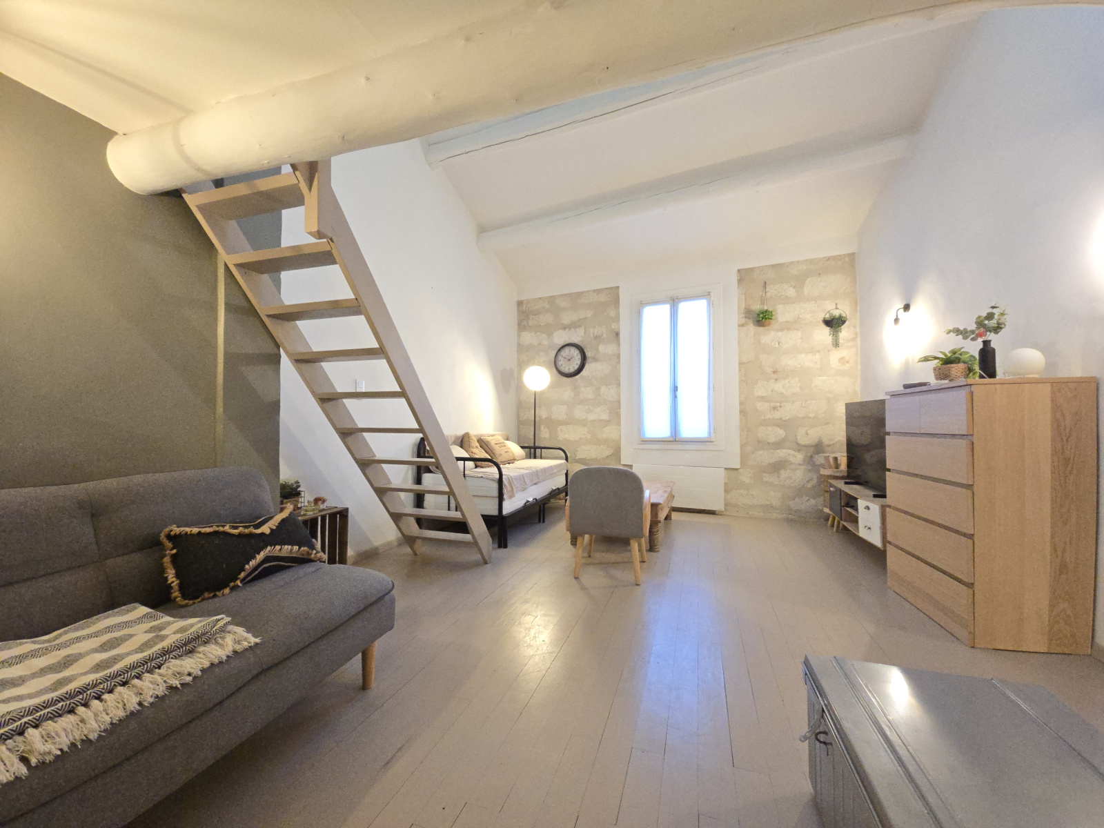 Image_, Maison de village, Avignon, ref :berrou 01