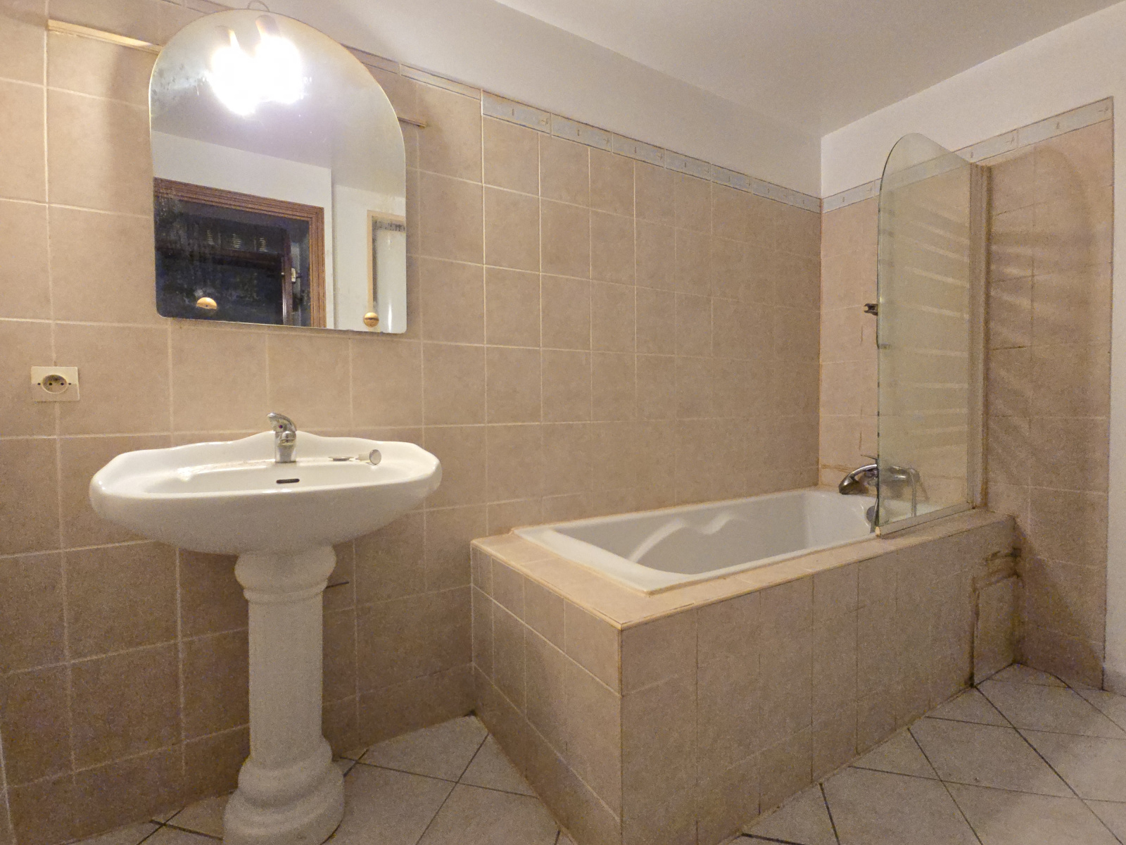 Image_, Appartement, Courthézon, ref :CSM84350RDC