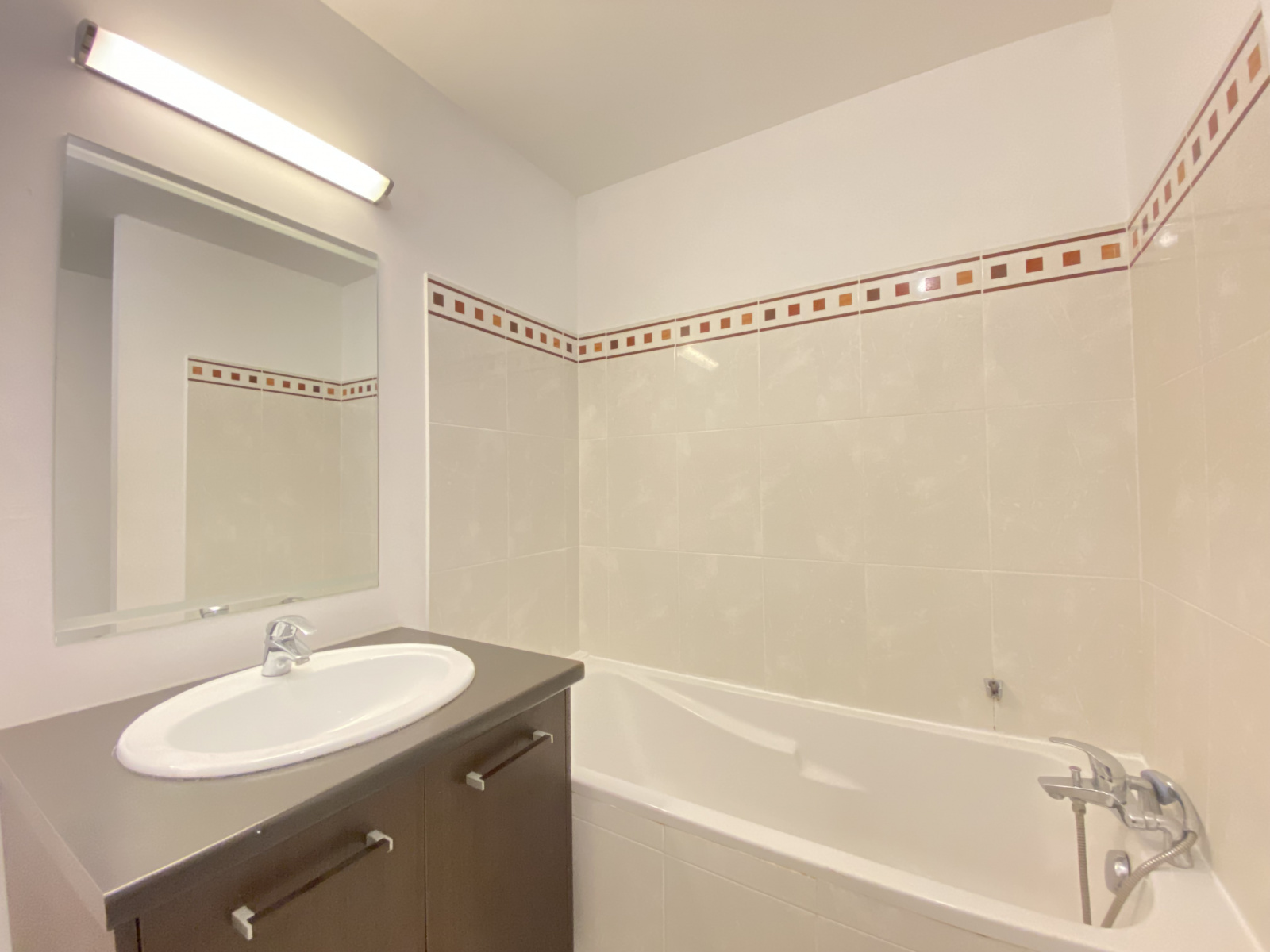 Image_, Appartement, Roquemaure, ref :GAU02